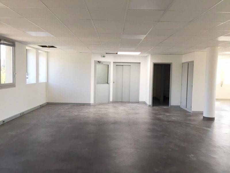 photos avant après rénovation grand bureau à champagne